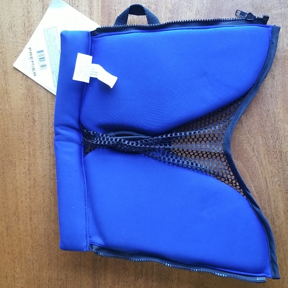 Fido Floats x-small dog lifejacket - Picture 6 of 8